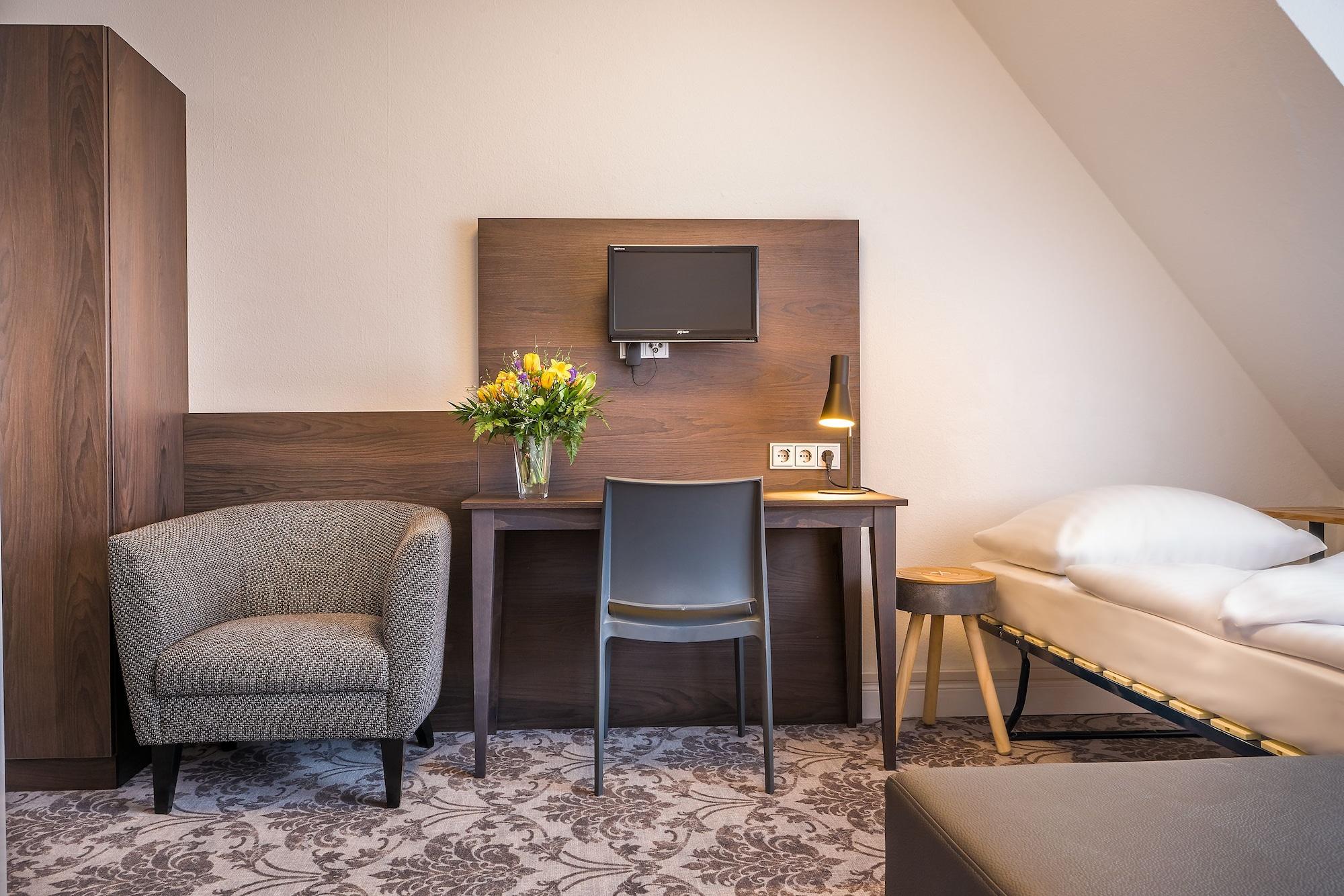 Signature Hotel Astoria Гамбург Экстерьер фото