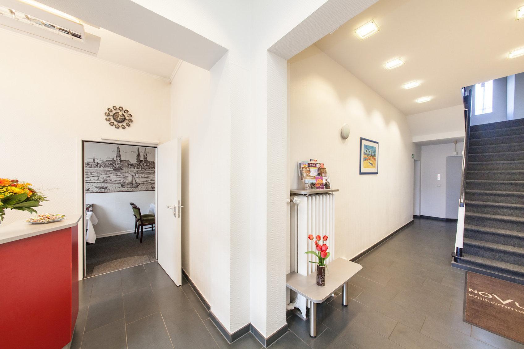Signature Hotel Astoria Гамбург Экстерьер фото