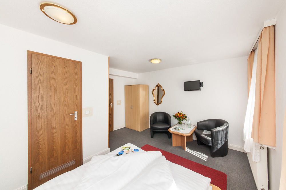 Signature Hotel Astoria Гамбург Экстерьер фото