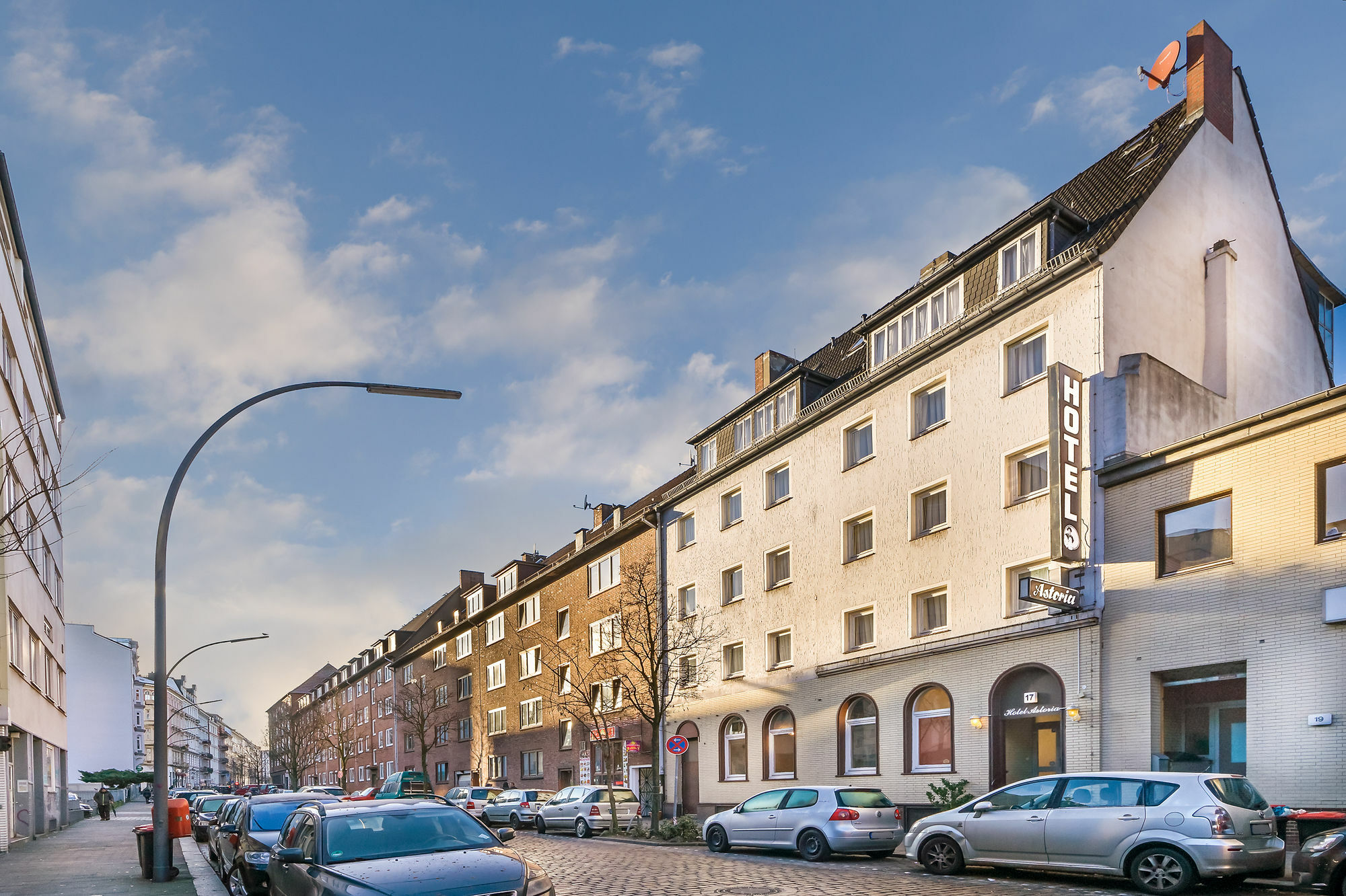 Signature Hotel Astoria Гамбург Экстерьер фото